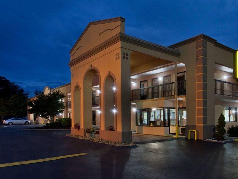 Super 8 By Wyndham Knoxville West/Farragut Exterior foto